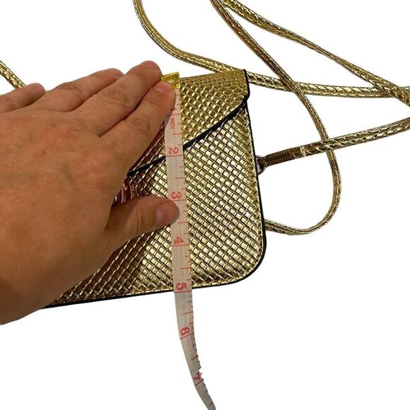 𝅺vegan Leather PU Gold Purse 💛🌻 - Picture 8 of 8